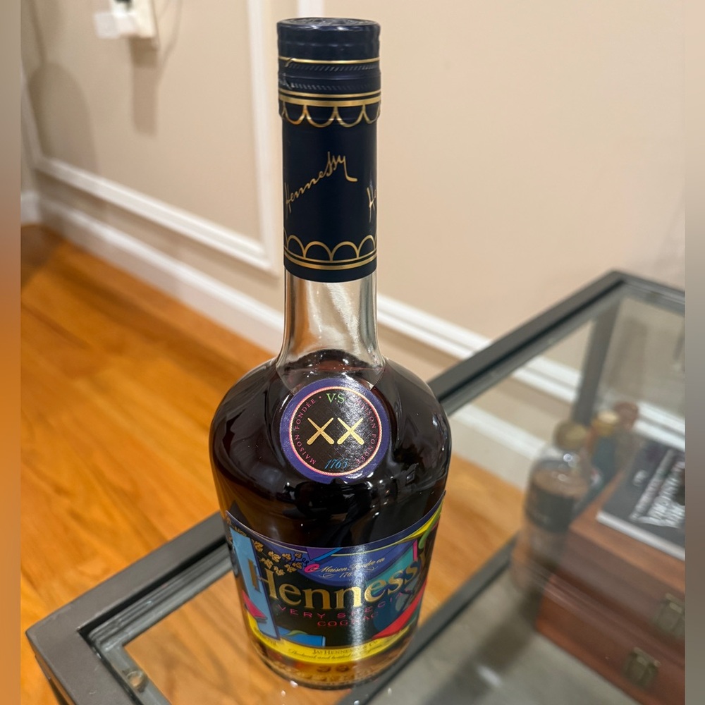 Hennessy Cognac Bottle x KAWS SUPER RARE NO. 318 127/420 000